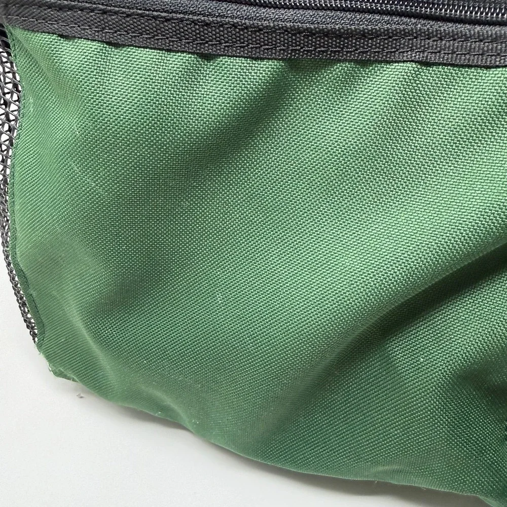 Vintage Speedo Large green Backpack Book Bag Swim Bag Sports 1990s Tribal Straps